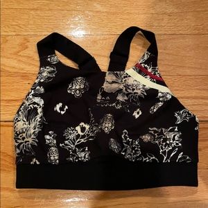 FREE PEOPLE Sports Bra size Small